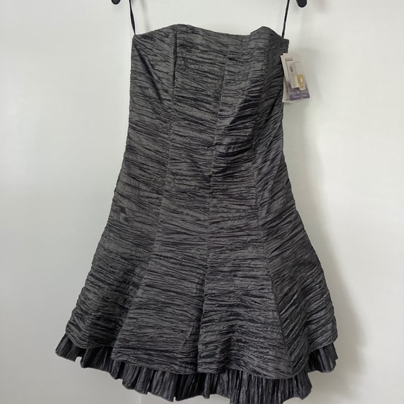 Brand New Strapless Party Dress – Size 12 (Never Worn) - Picture 3 of 7